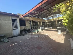 9bdrm House in Akaky Kaliti for sale