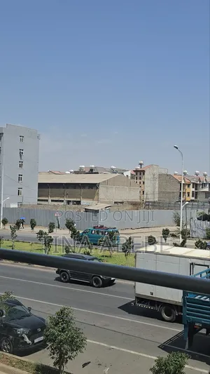 አስቸካይ የሚሸጥ ባታ