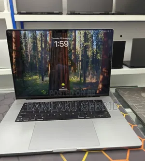 New Laptop Apple MacBook Pro M1 16GB Apple M1 Pro SSD 512GB