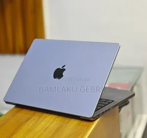 New Laptop Apple MacBook Pro 2021 M1 32GB Apple M1 Pro SSD 512GB