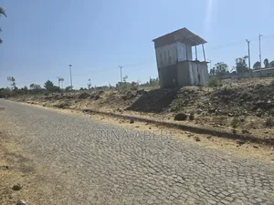 አስቸካይ የሚሸጥ የሊዝ ባታ