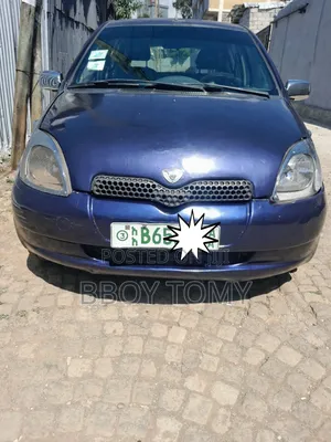 Toyota Vitz 2001 Blue