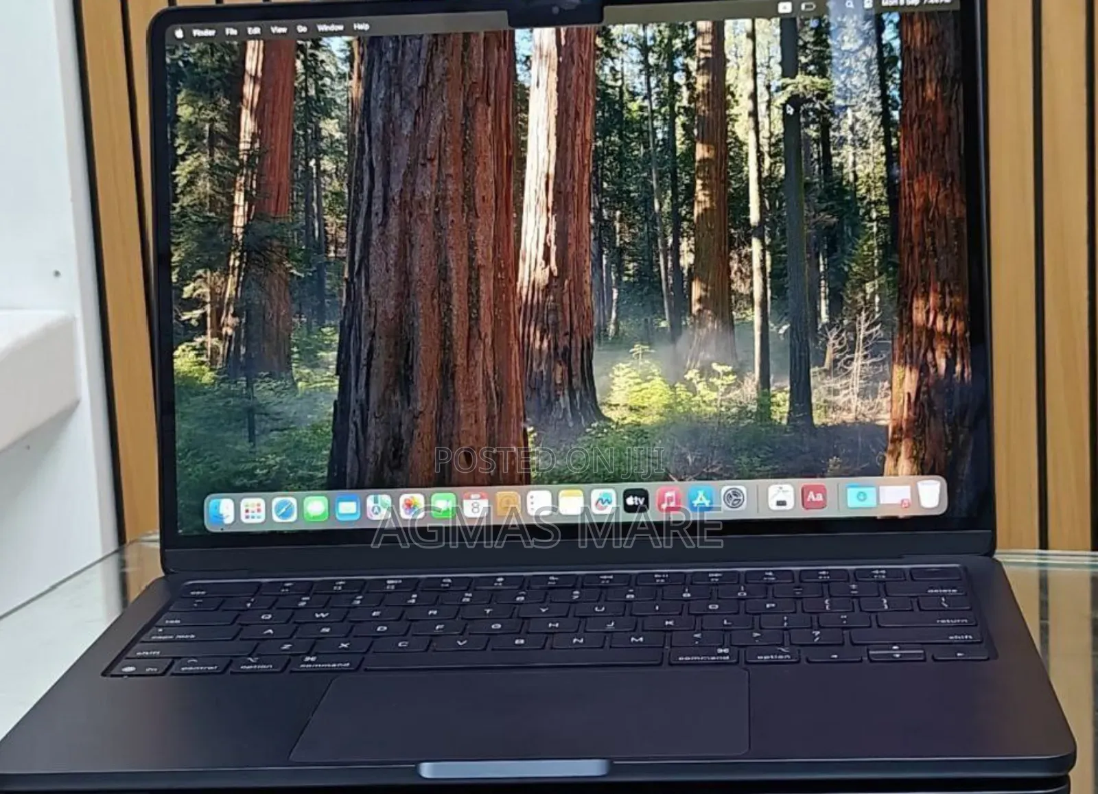 New Laptop Apple MacBook Air 2025 M4 13-Inch 16GB Apple M4 SSD 256GB