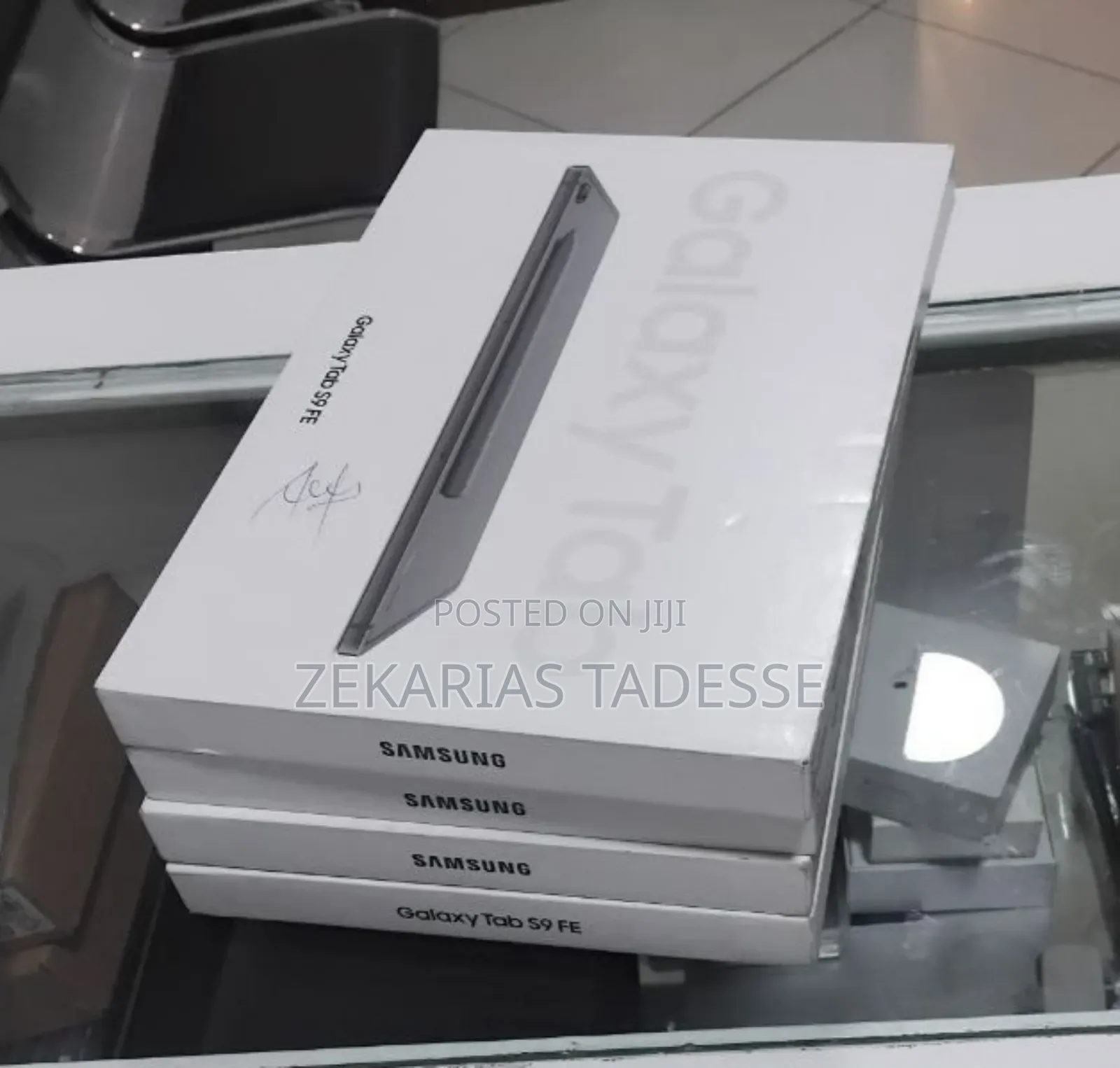 New Samsung Galaxy Tab S9 FE 128 GB Gray