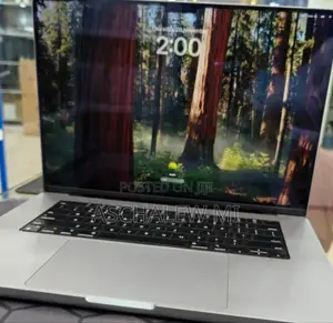 New Laptop Apple MacBook Pro M1 16GB Apple M1 Pro SSD 512GB