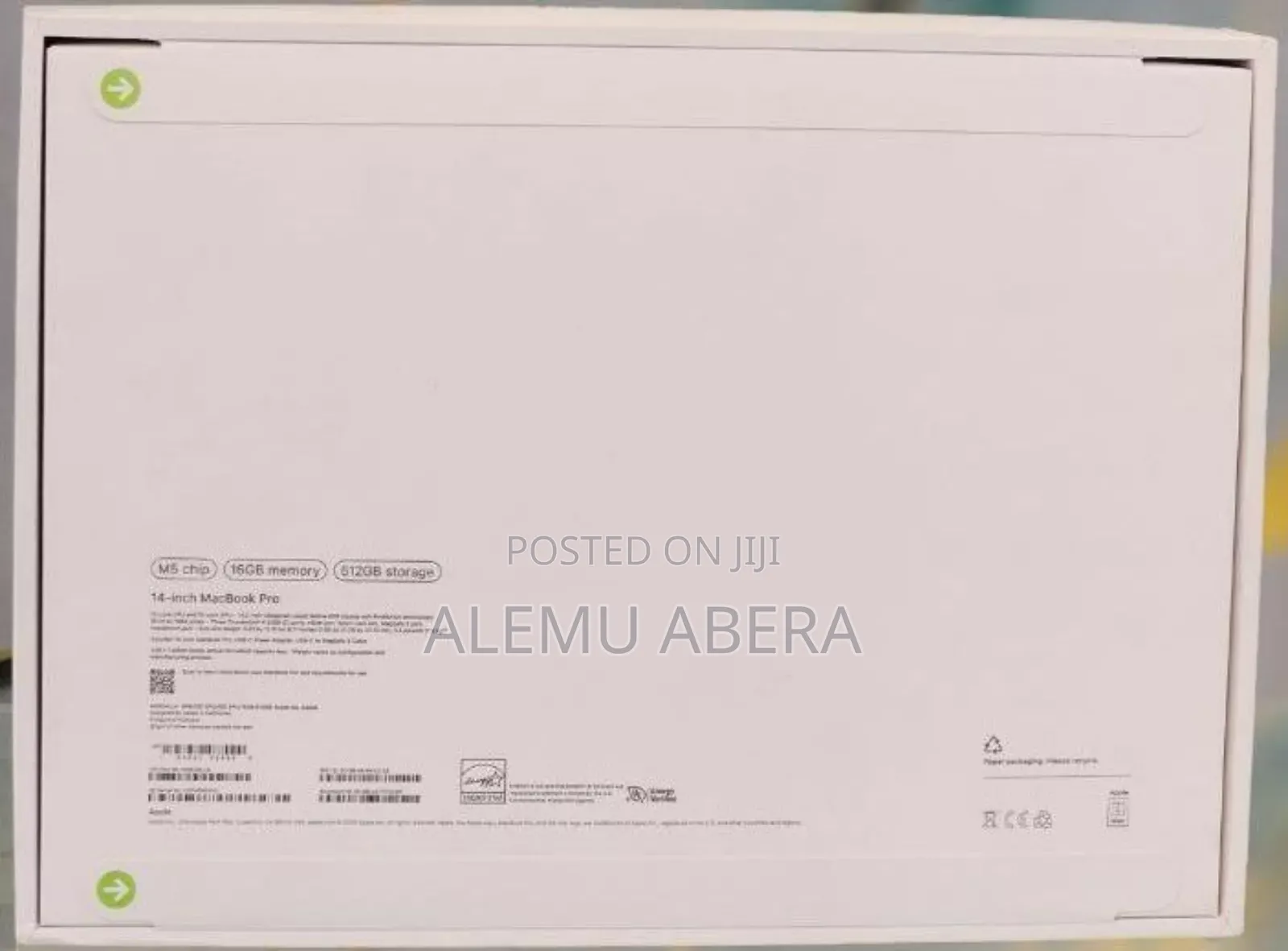 New Laptop Apple Macbook Pro 2025 M5 14-Inch 16GB Apple M5 SSD 512GB