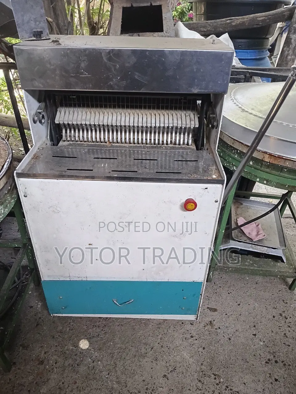 Bread Slicing Machine