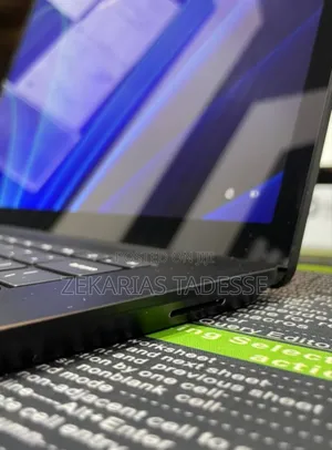 New Laptop Microsoft Surface 16GB Intel Core I7 SSD 512GB