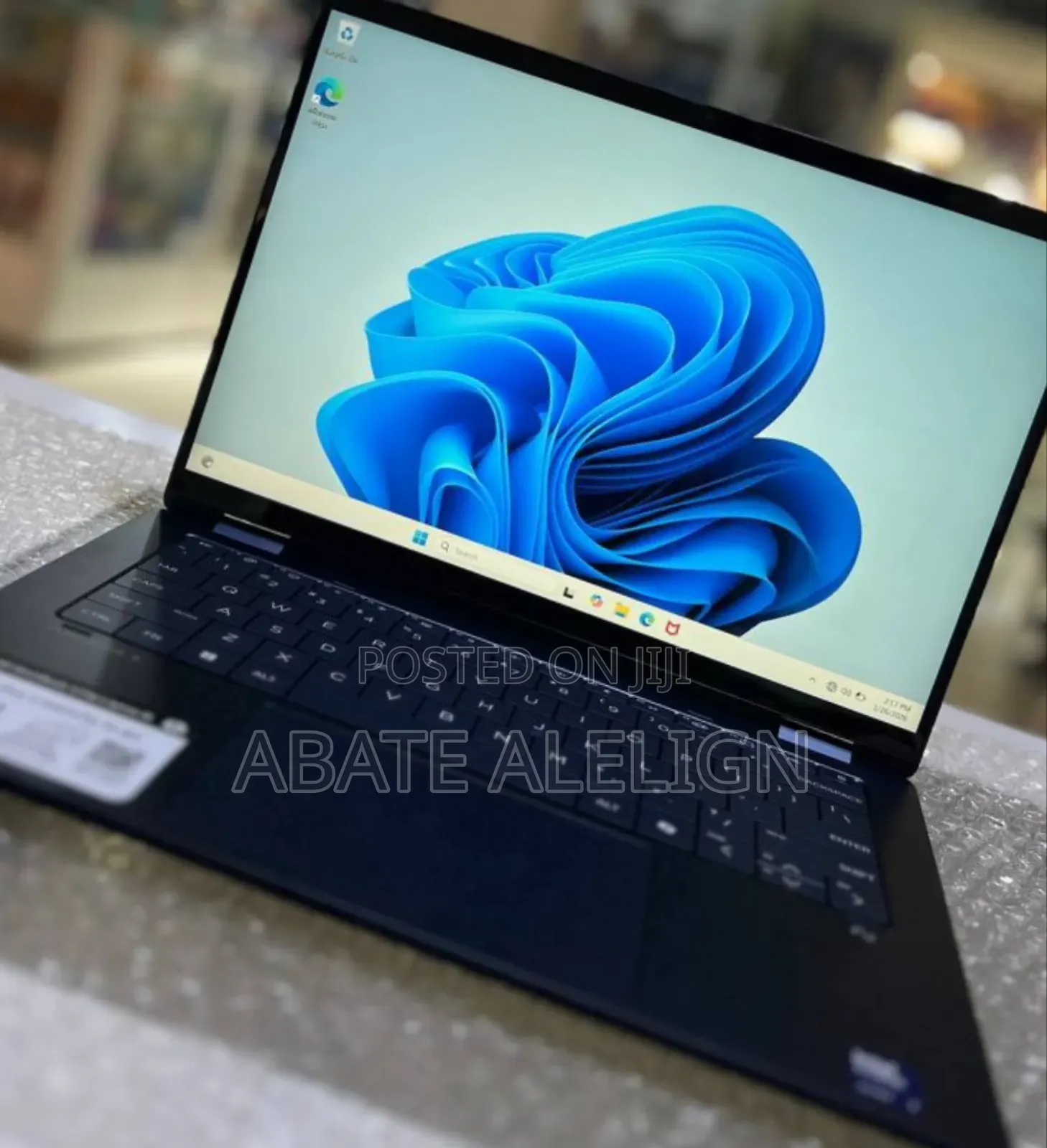 New Laptop HP OmniBook X Flip 14" 16GB Intel Core Ultra 7 SSD 1T