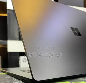 New Laptop Microsoft Surface 16GB Intel Core I7 SSD 512GB