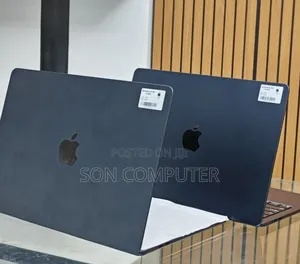 New Apple MacBook Air 2025 M4 13-Inch 16GB Intel Core I9 SSD 256GB