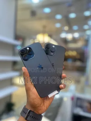 New Apple iPhone 16 Pro Max 256 GB Black