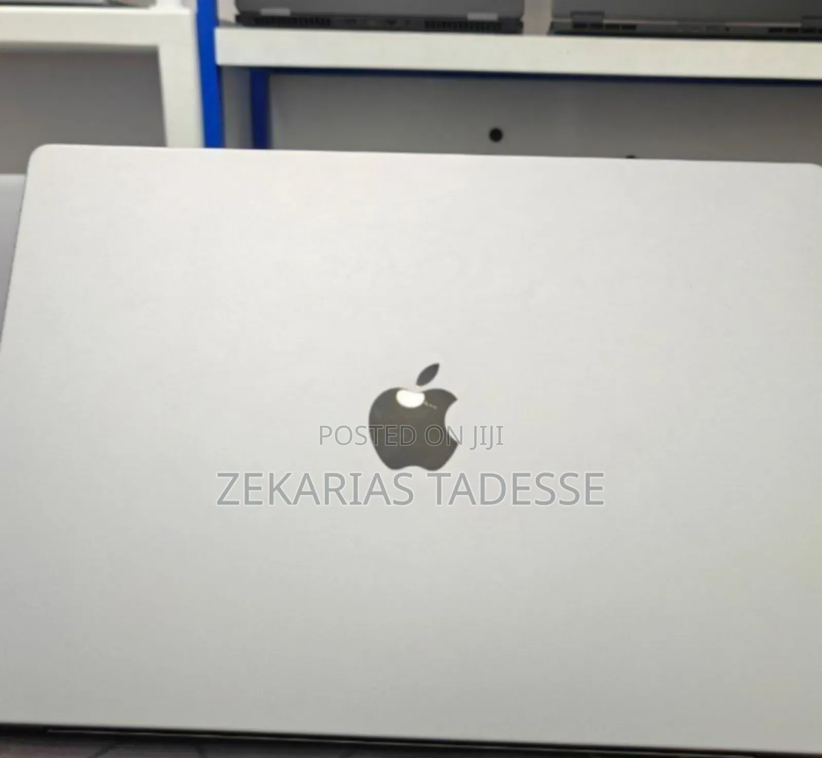 New Laptop Apple MacBook Pro M1 16GB Apple M1 Pro SSD 512GB