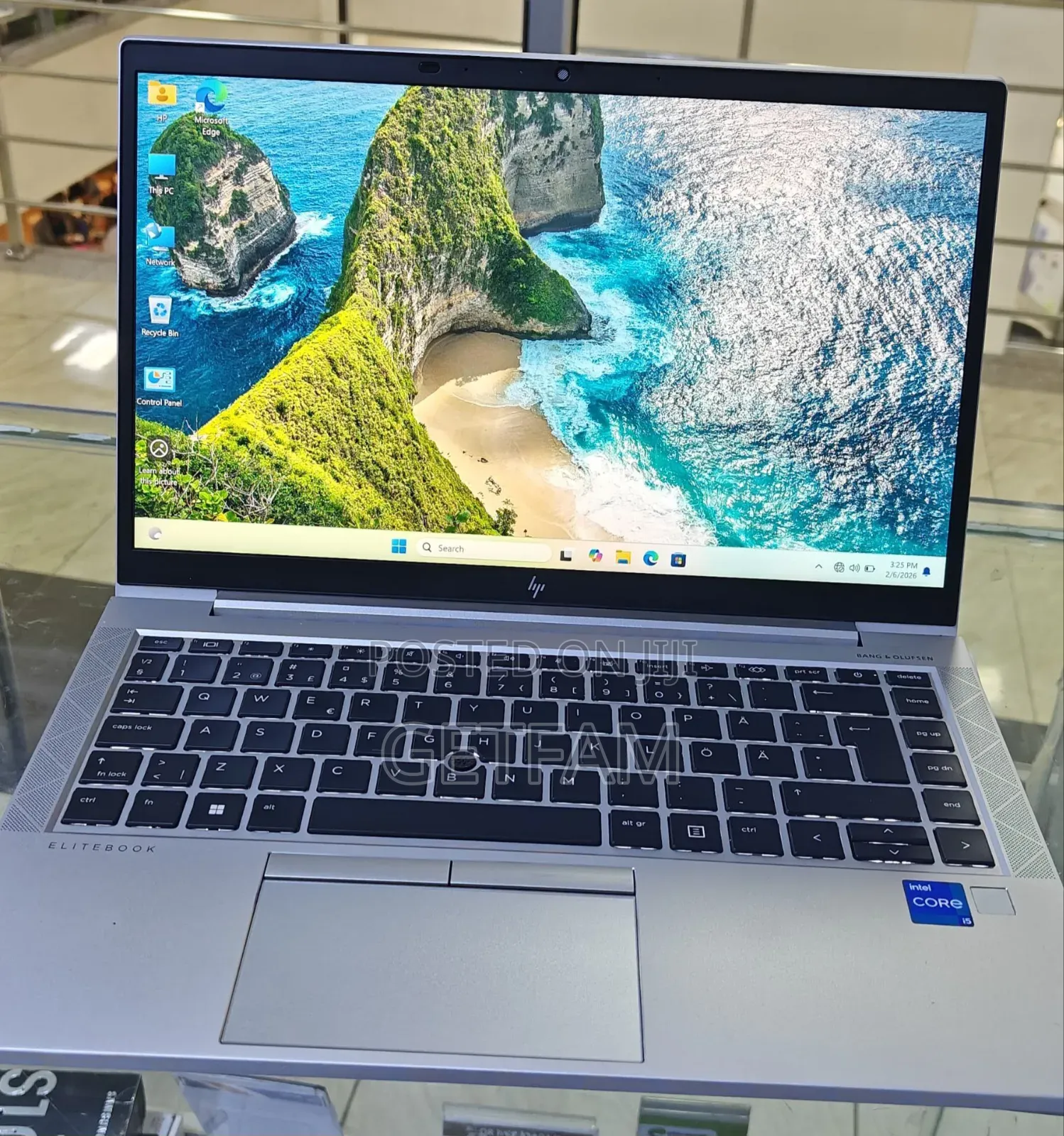 New Laptop HP EliteBook 840 G8 16GB Intel Core I7 SSD 512GB