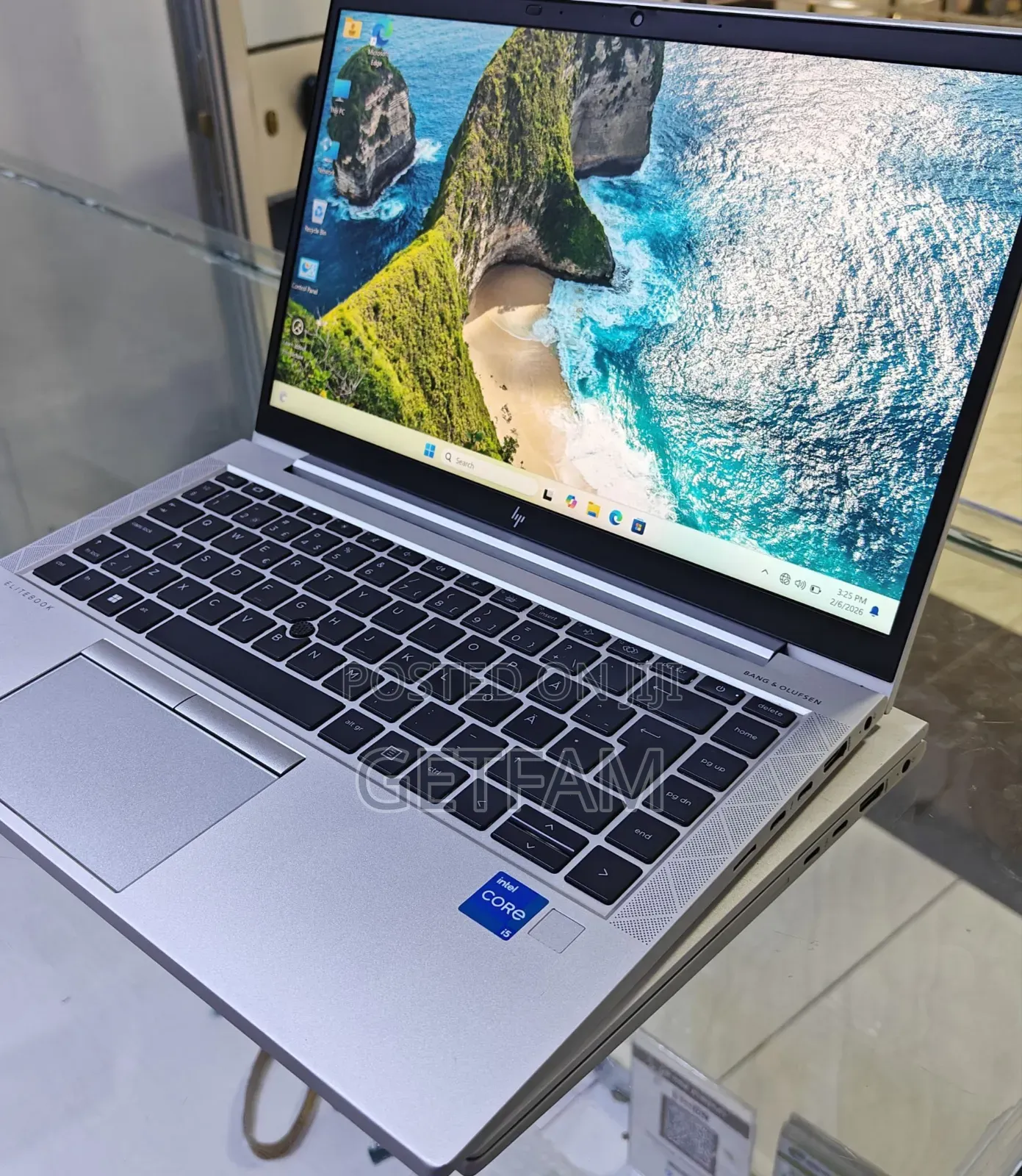 New Laptop HP EliteBook 840 G8 16GB Intel Core I7 SSD 512GB