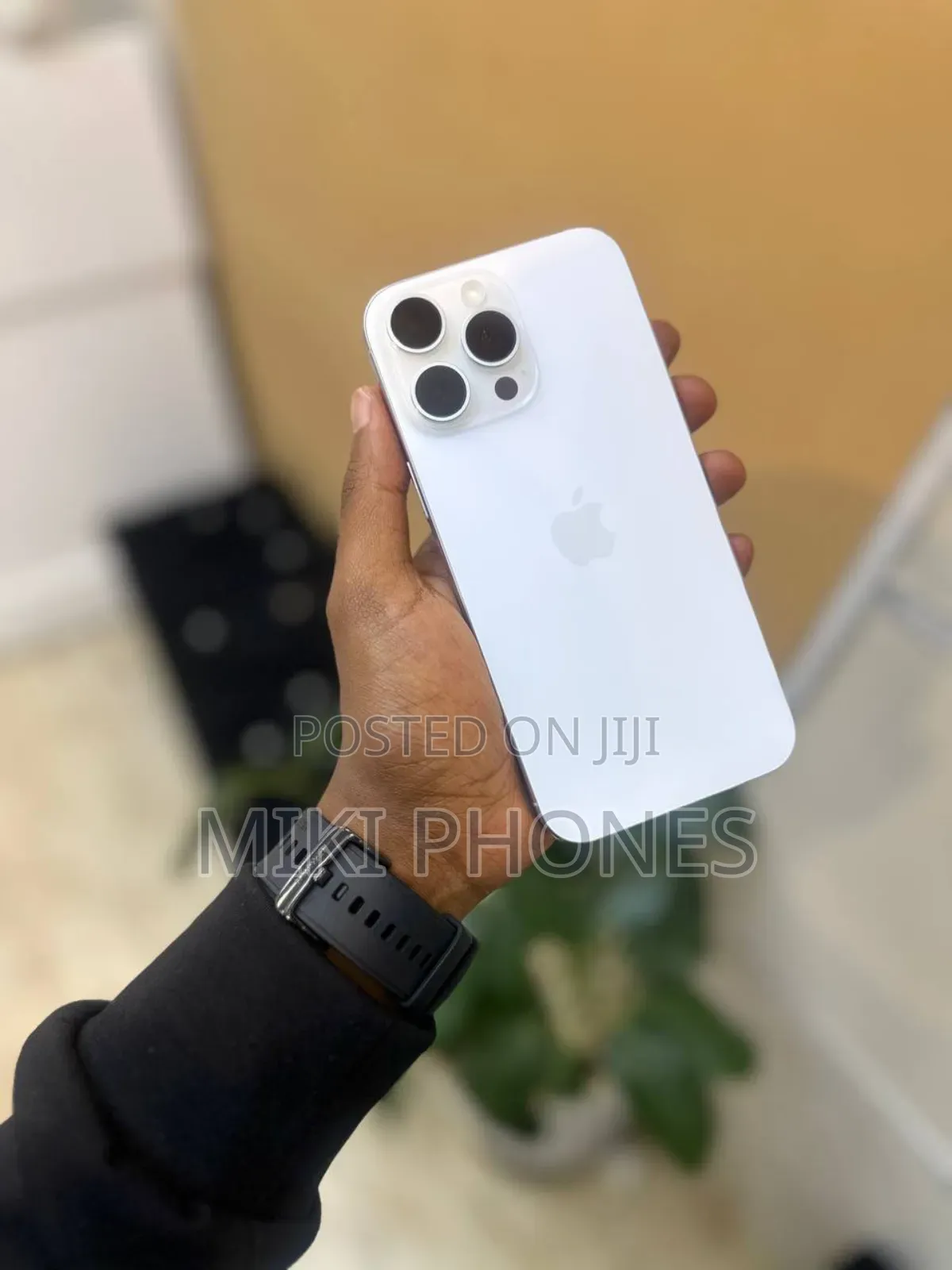 Apple iPhone 16 Pro Max 256 GB White
