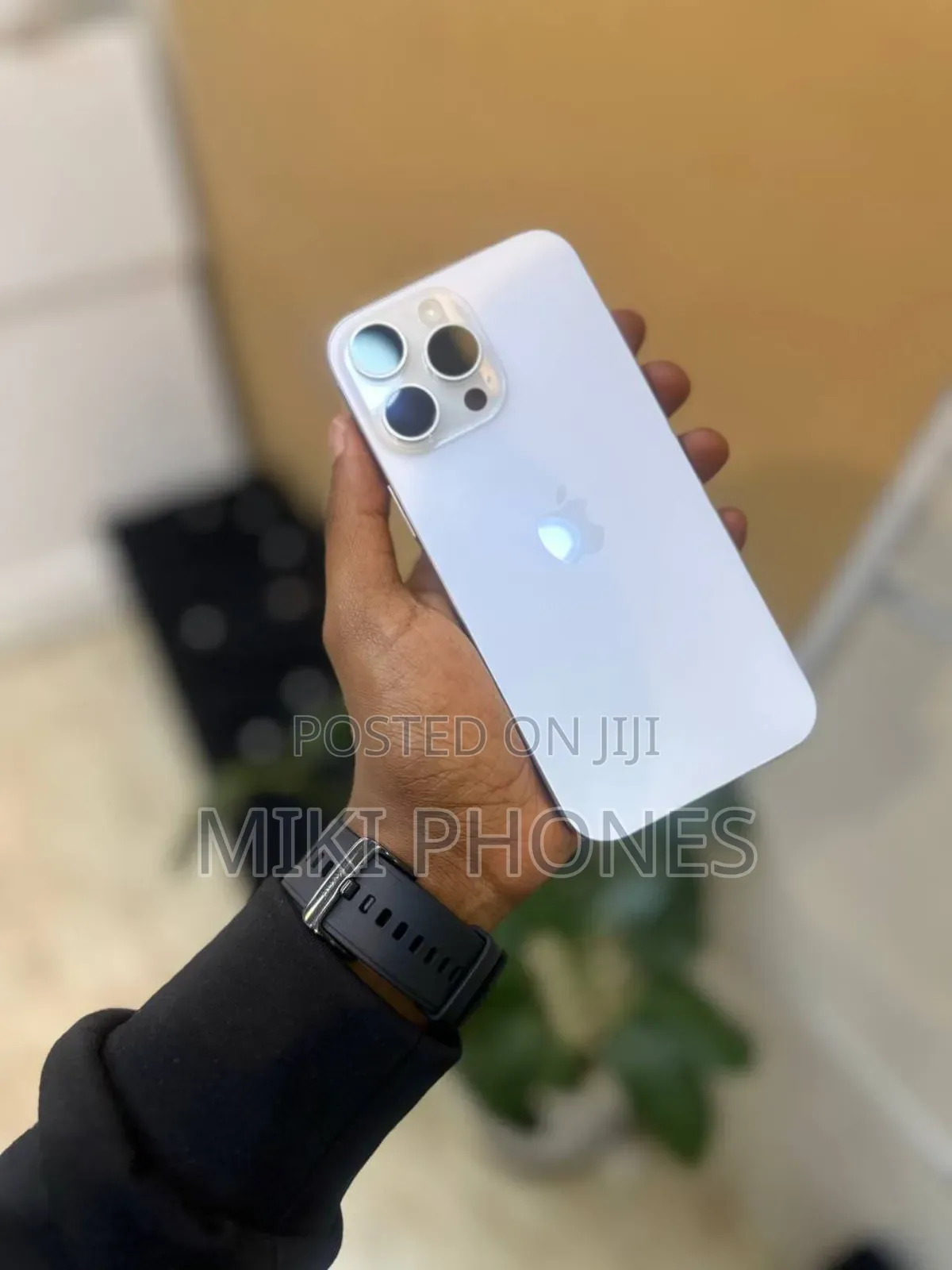 Apple iPhone 16 Pro Max 256 GB White