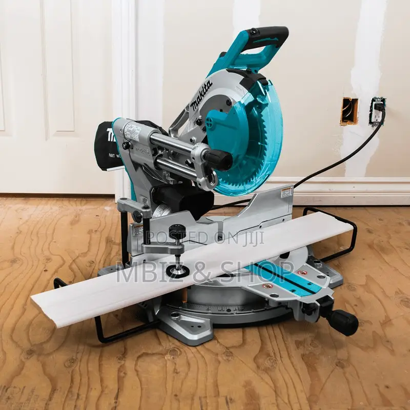 Makita 260mm Mitre Saw