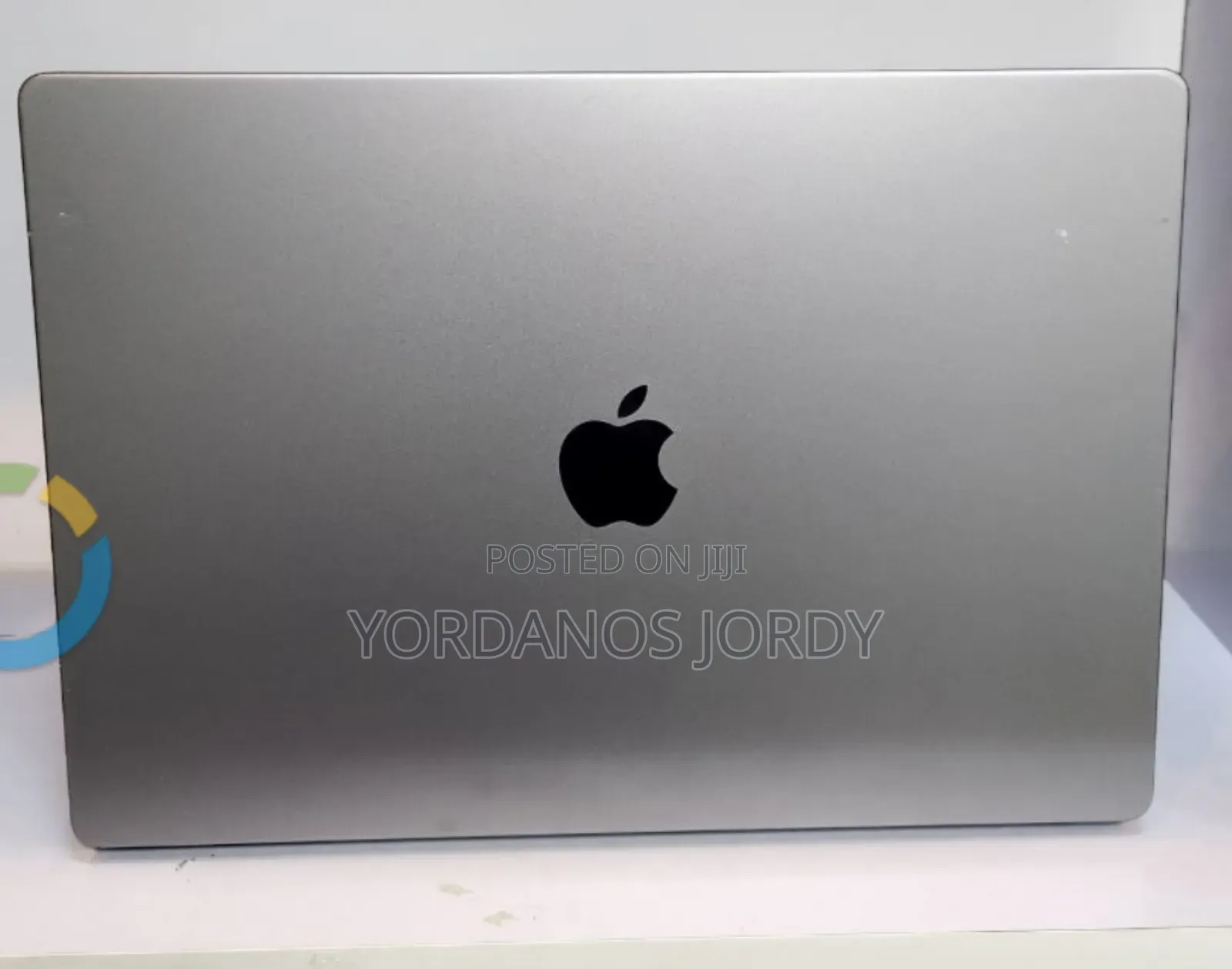 New Laptop Apple MacBook Pro M1 16GB Apple M1 Pro SSD 512GB