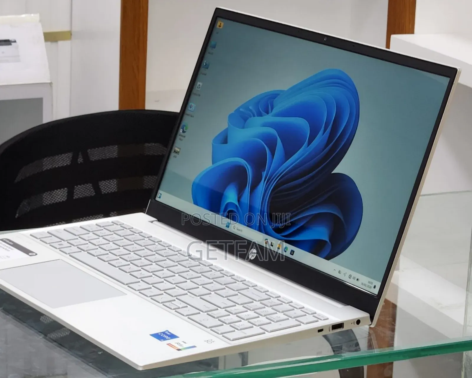 New Laptop HP Pavilion 15 16GB Intel SSD 512GB