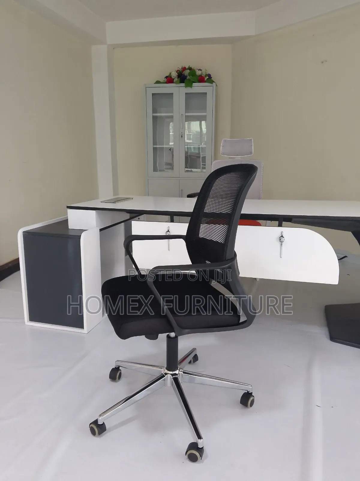 Office Managerial Table