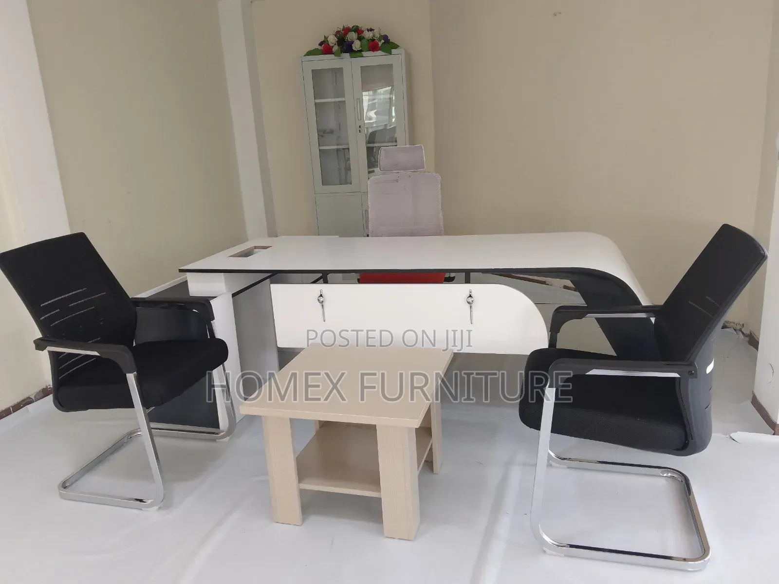 Office Managerial Table