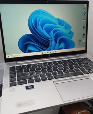 New Laptop HP EliteBook 840 G8 16GB Intel Core I7 SSD 512GB
