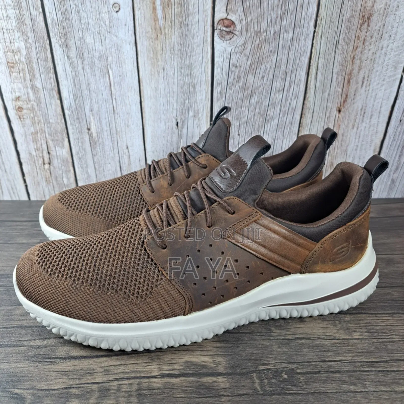 Skechers Delson 3.0. Original Brand