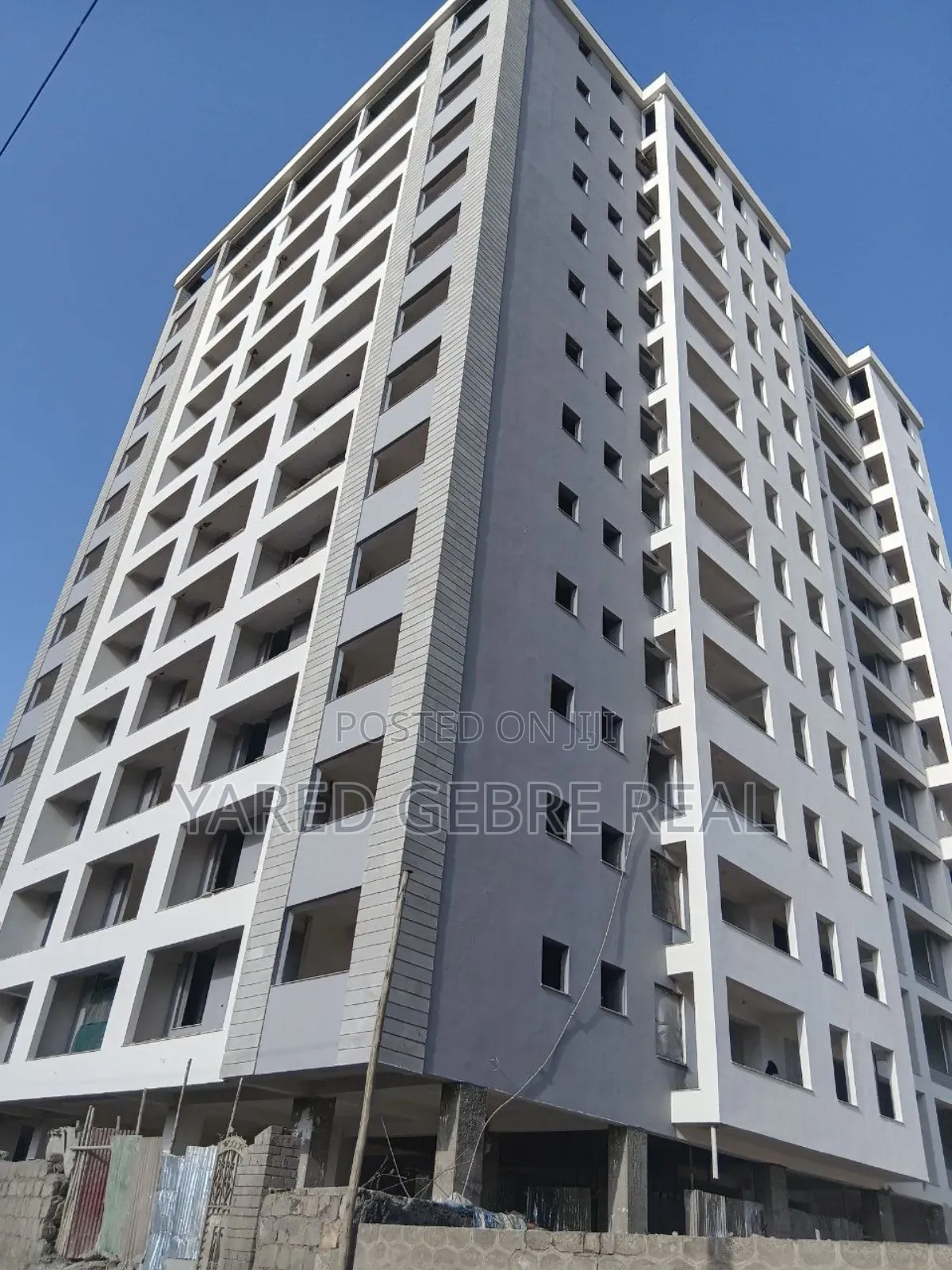 2bdrm Apartment in 📍Cmc( Safari Academy, Yeka for sale