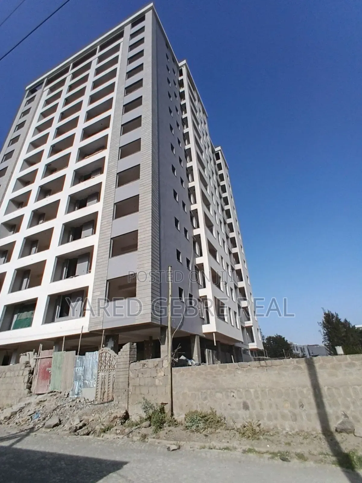 2bdrm Apartment in 📍Cmc( Safari Academy, Yeka for sale