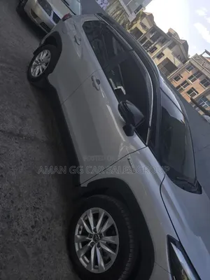 Toyota Corolla 2024 Silver