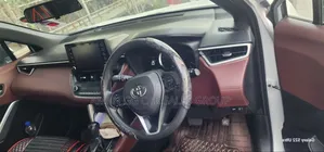 Toyota Corolla 2024 Silver