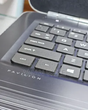 New Laptop HP Pavilion 15 8GB Intel Core I5 SSD 256GB