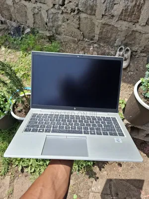 New Laptop HP EliteBook 840 G7 16GB Intel Core i7 SSD 512GB