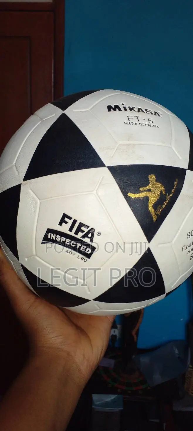 Original Fifa Inspected Mikasa Football