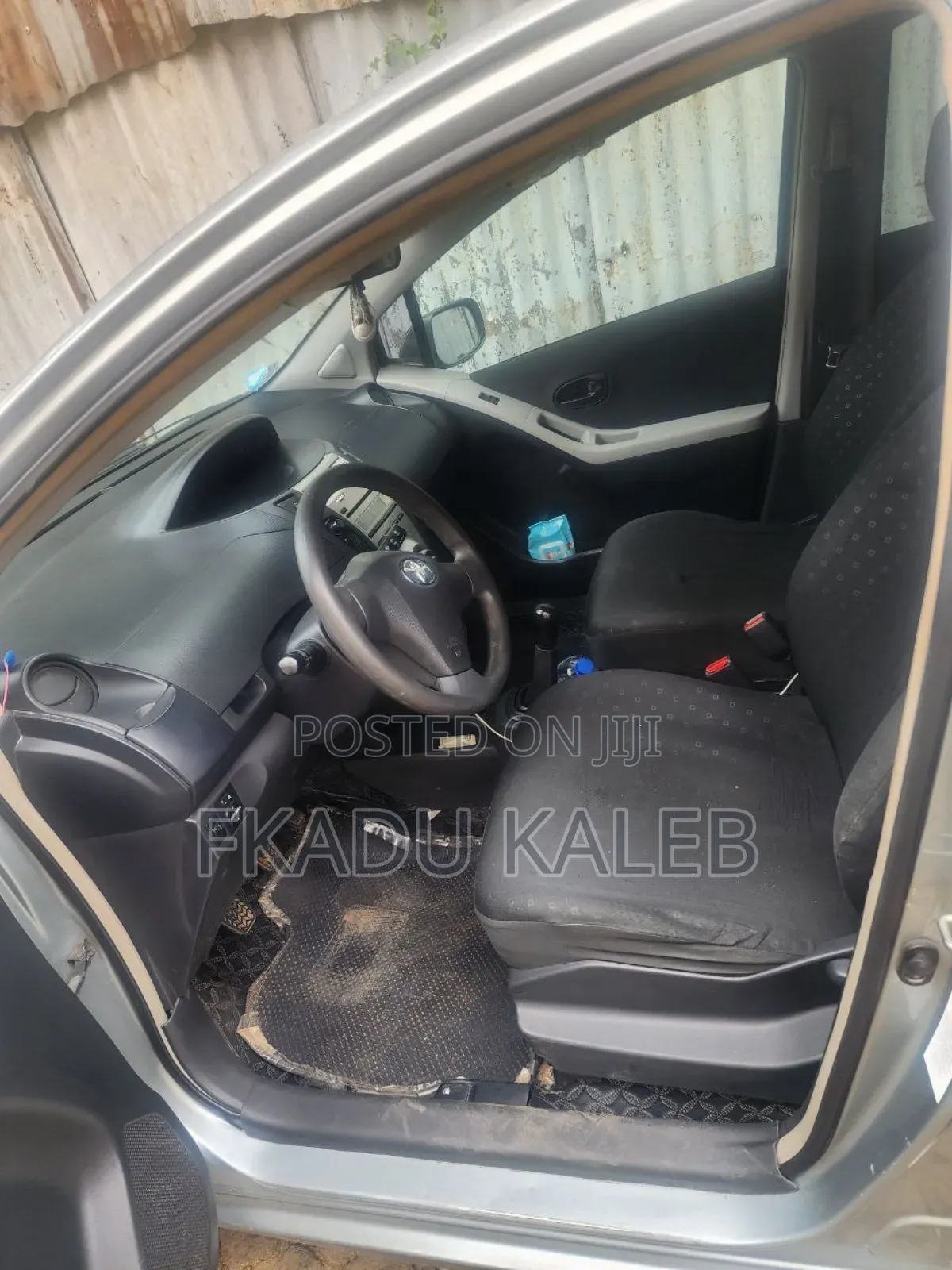 Toyota Yaris 2007 Gray