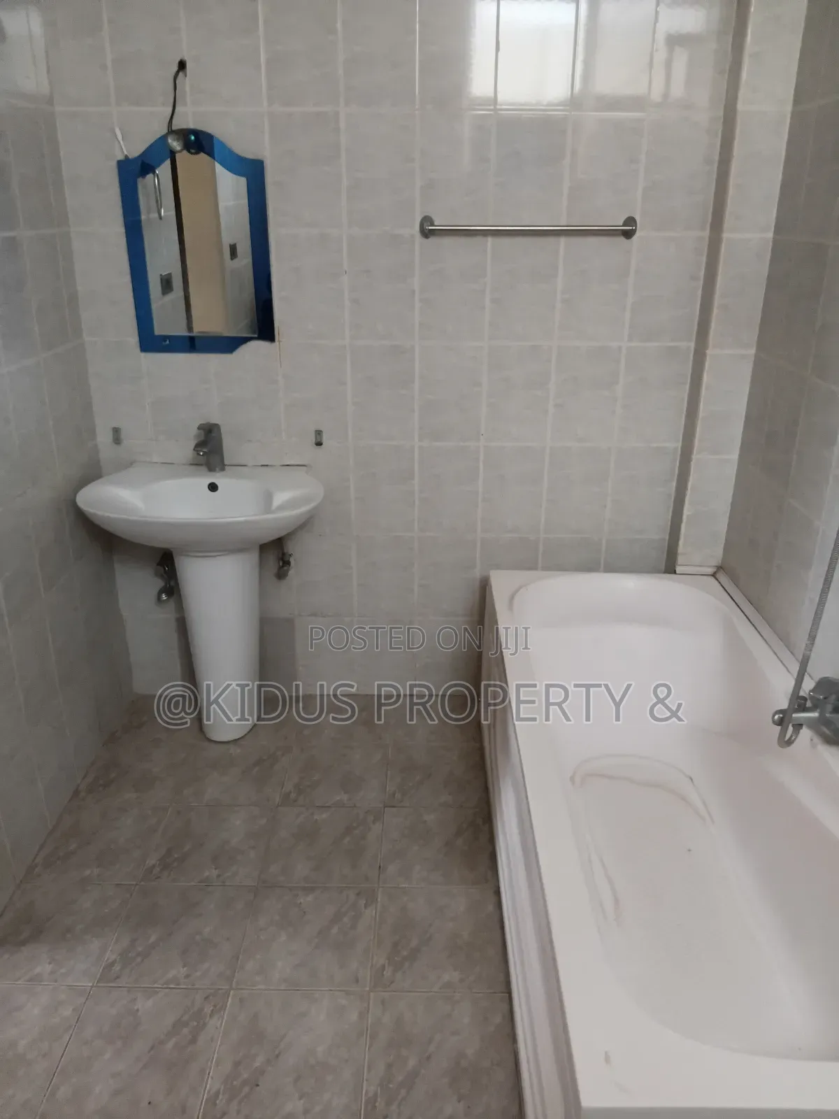 Furnished 3bdrm Apartment in Lebu, Nifas Silk-Lafto for rent