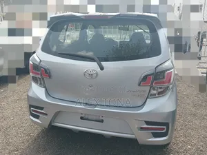 Toyota Agya 2022 Silver