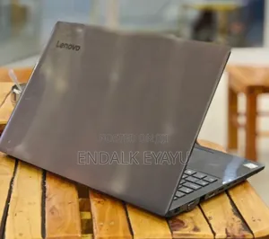 Laptop Lenovo 4GB Intel Core I3 HDD 1T