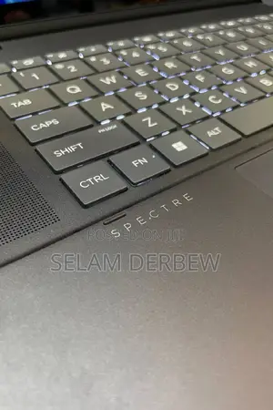 New Laptop HP Spectre 16GB Intel Core Ultra 7 SSD 1T