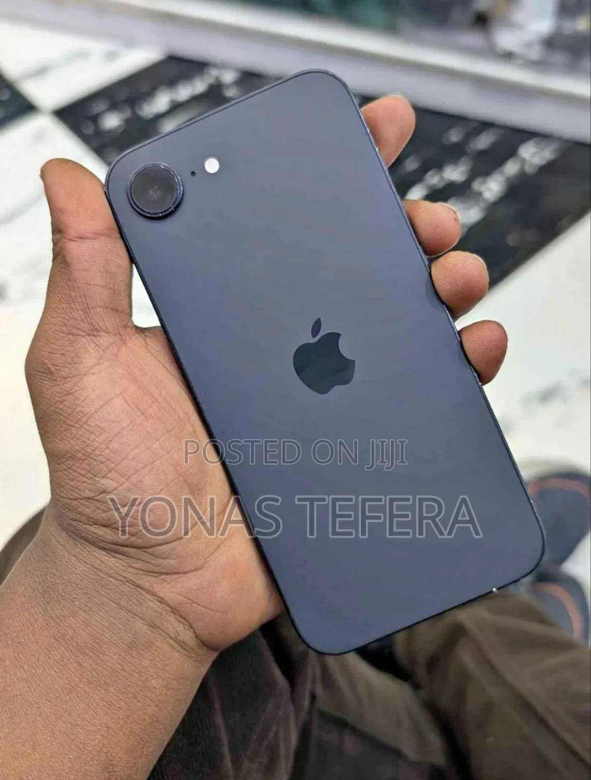 New Apple iPhone 16e 128 GB