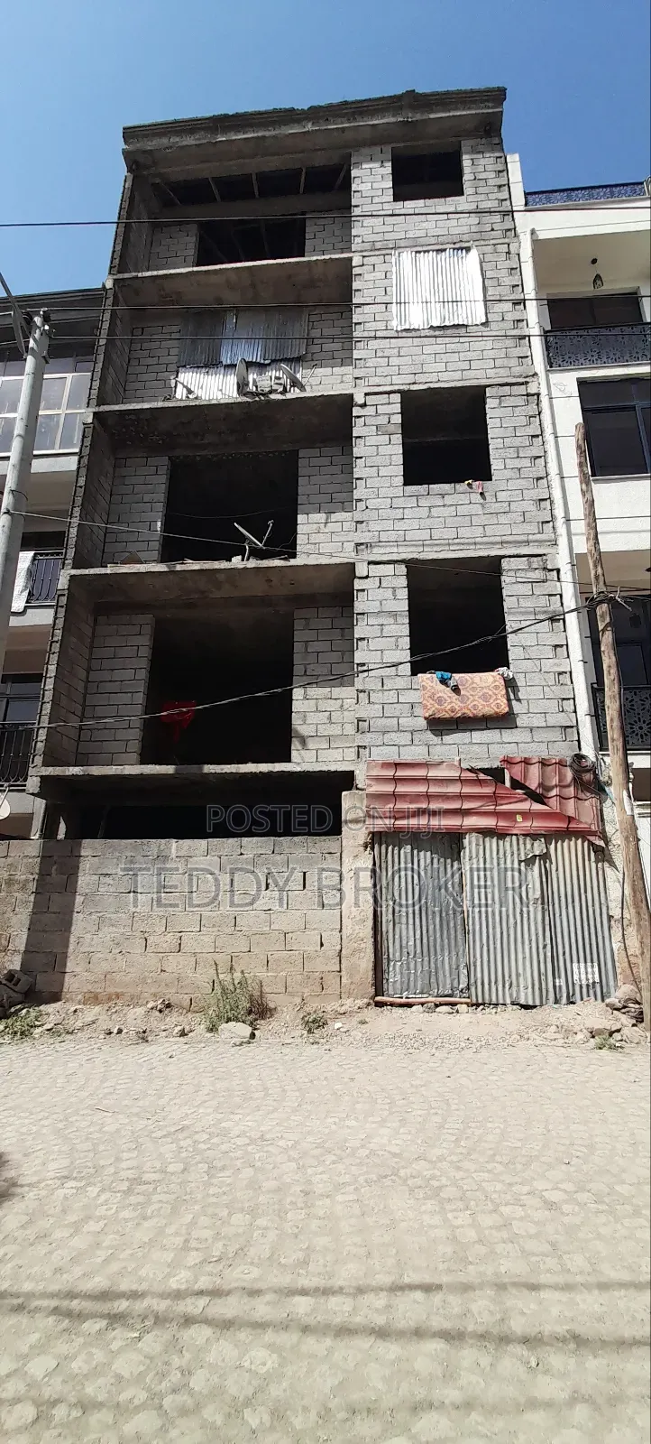 8bdrm House in Haile Garment, Nifas Silk-Lafto for sale