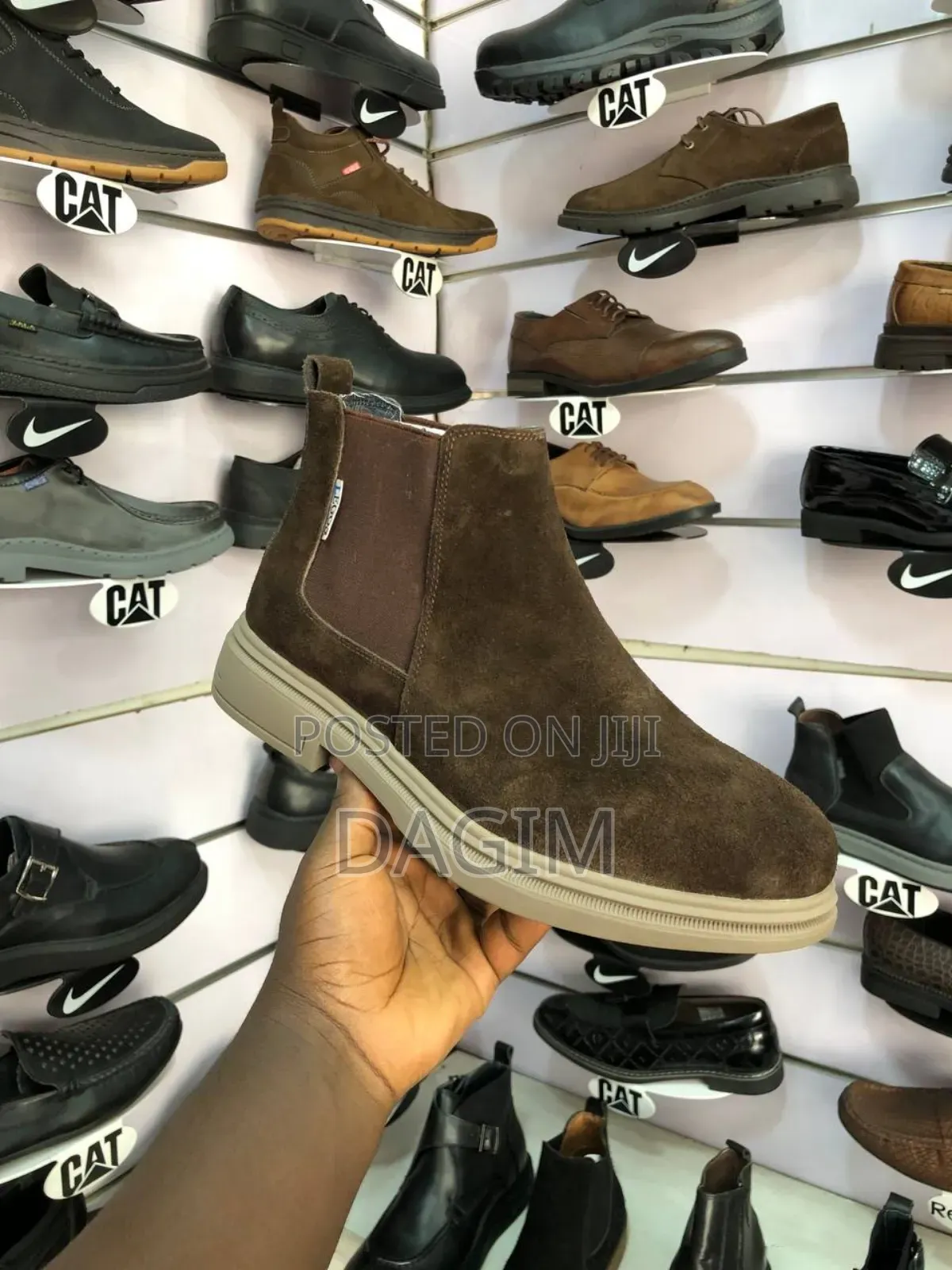 ማራኪ Chelsea Bots በተለያየ ከለር አማራጭ