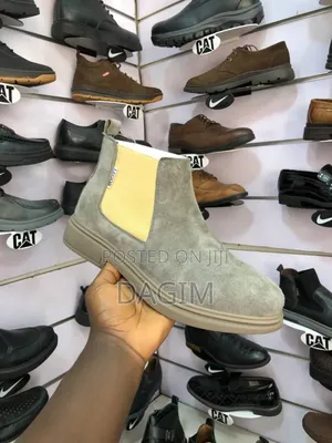 ማራኪ Chelsea Bots በተለያየ ከለር አማራጭ