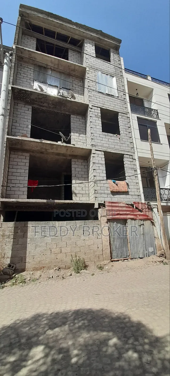 8bdrm House in Haile Garment, Nifas Silk-Lafto for sale