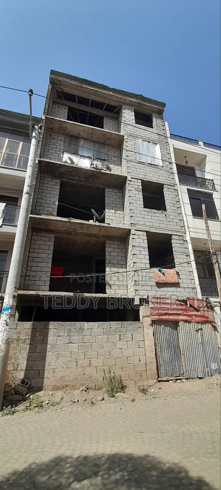 8bdrm House in Haile Garment, Nifas Silk-Lafto for sale