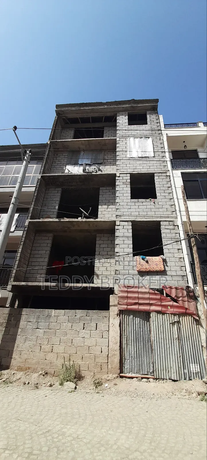 8bdrm House in Haile Garment, Nifas Silk-Lafto for sale