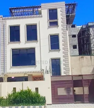 8bdrm House in ሰሚት ፍየል ቤት 250 ካሬ, Bole for sale