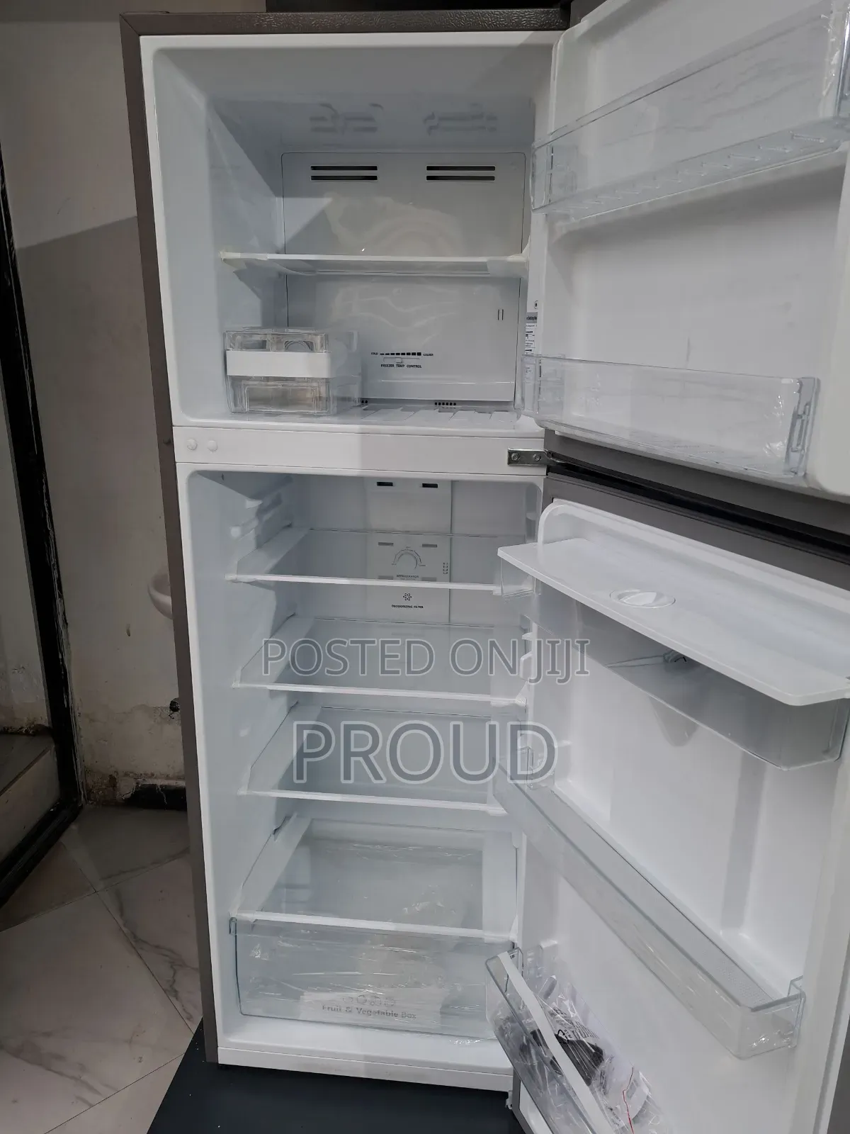 Hisense 370 Model Frige