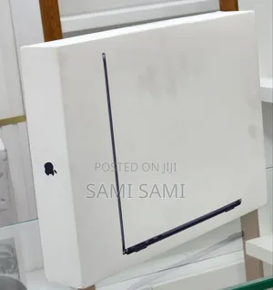 New Laptop Apple MacBook Air 2025 M4 13-Inch 16GB Apple M4 SSD 256GB